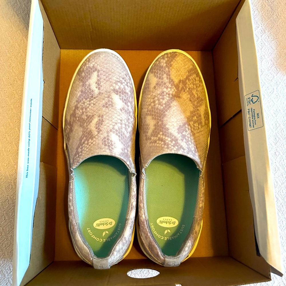 Sneaker flats